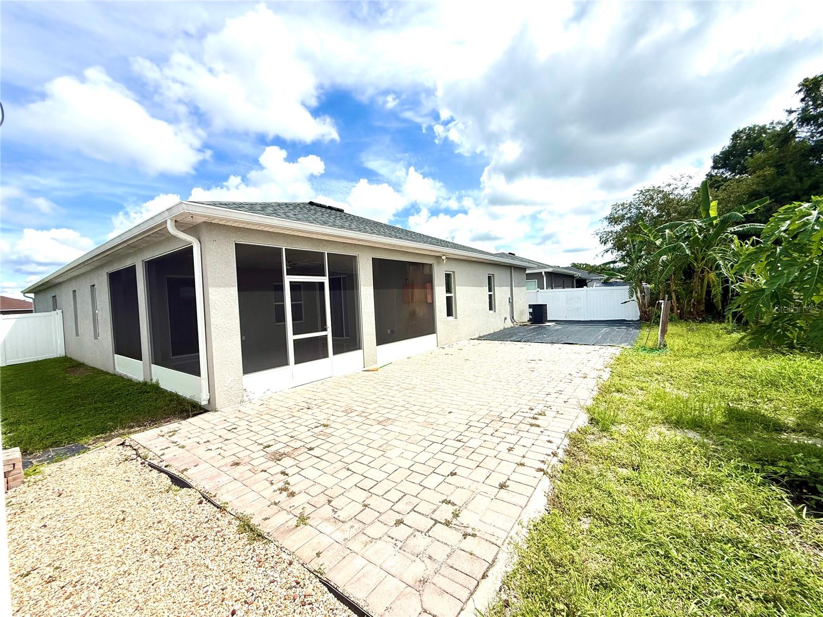 35006 LONG ISLAND CT — photo 24