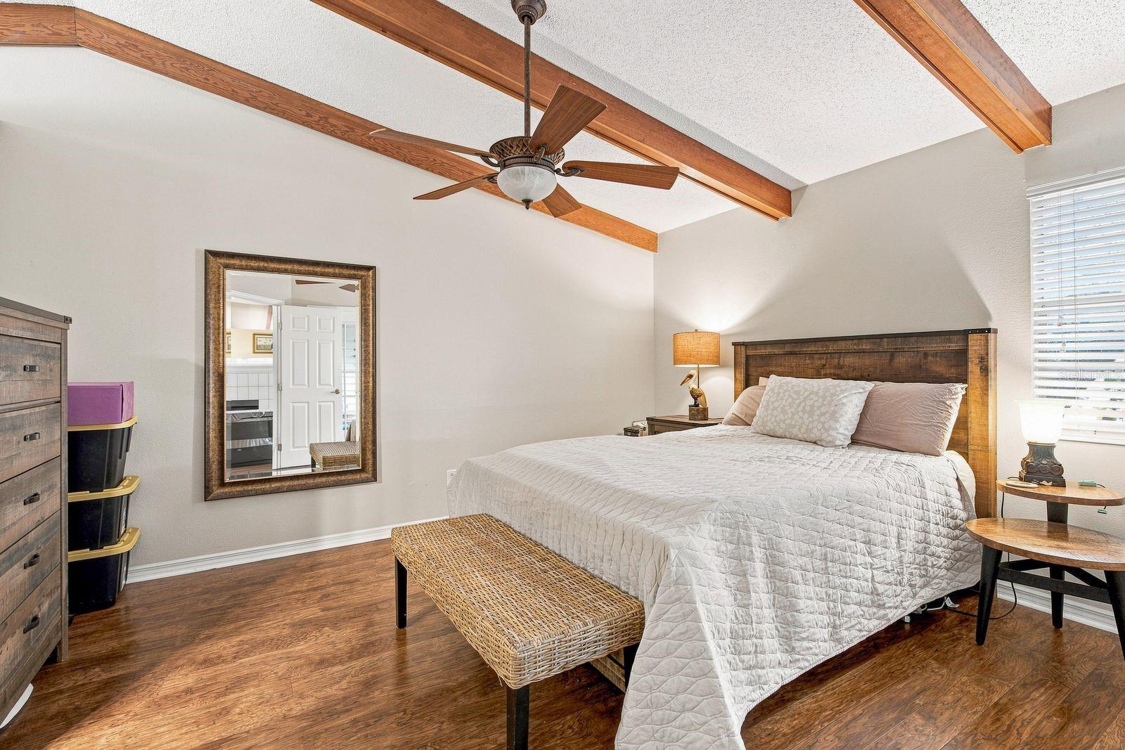 1460 MAHOGANY LN — photo 19