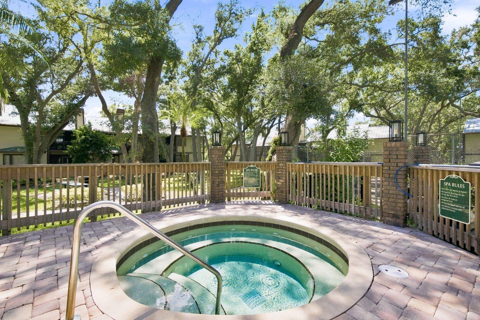 1460 MAHOGANY LN — photo 28