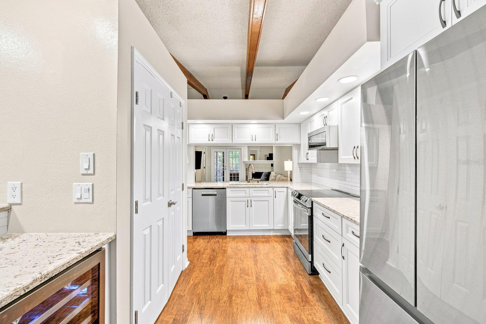 1460 MAHOGANY LN — photo 11