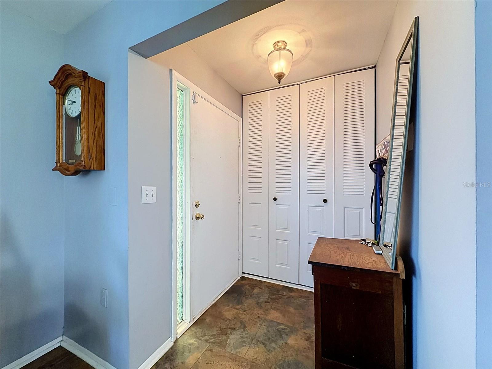 8221 PALENCIA DR — photo 7