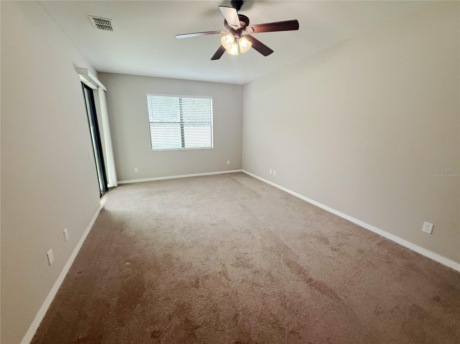 11932 HARPSWELL DR — photo 17