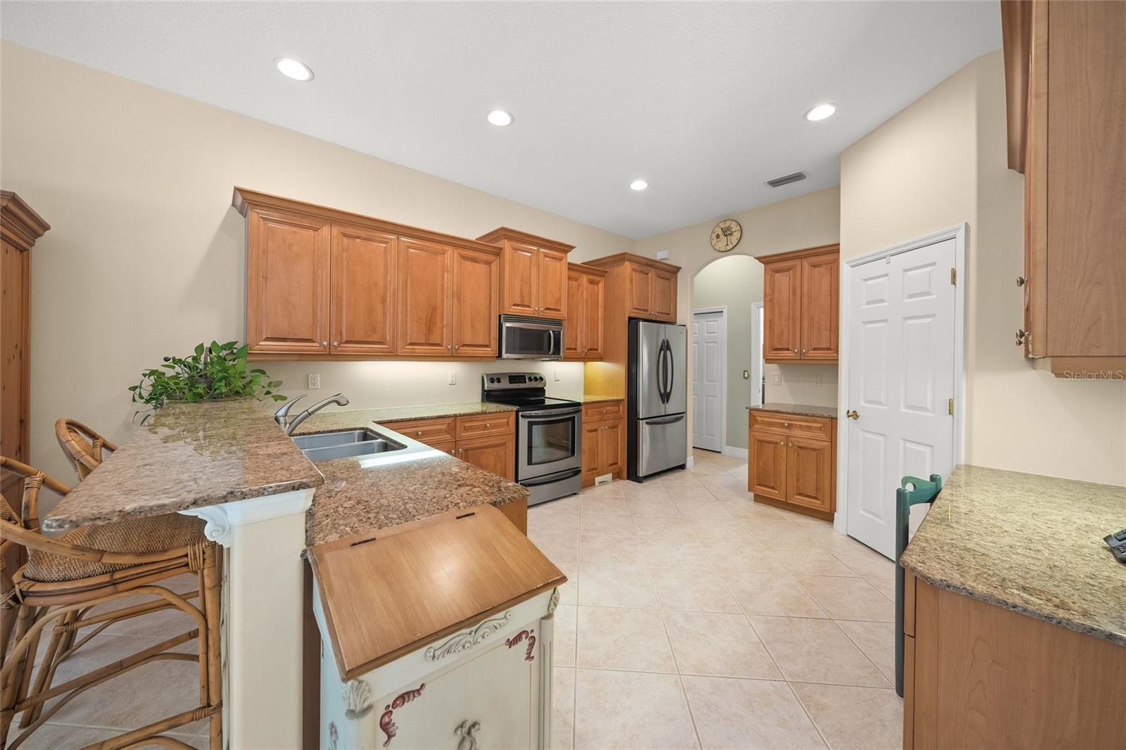5355 ANTHONY LN — photo 19