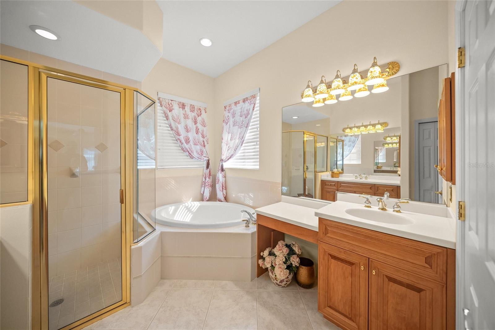 5355 ANTHONY LN — photo 29
