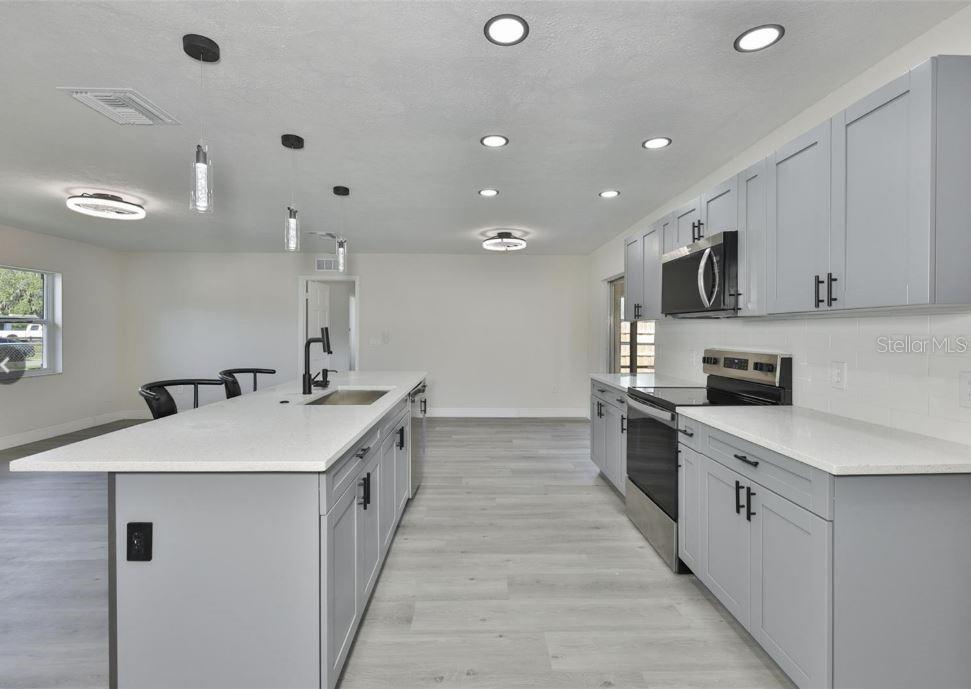 614 HUNTINGTON ST — photo 6