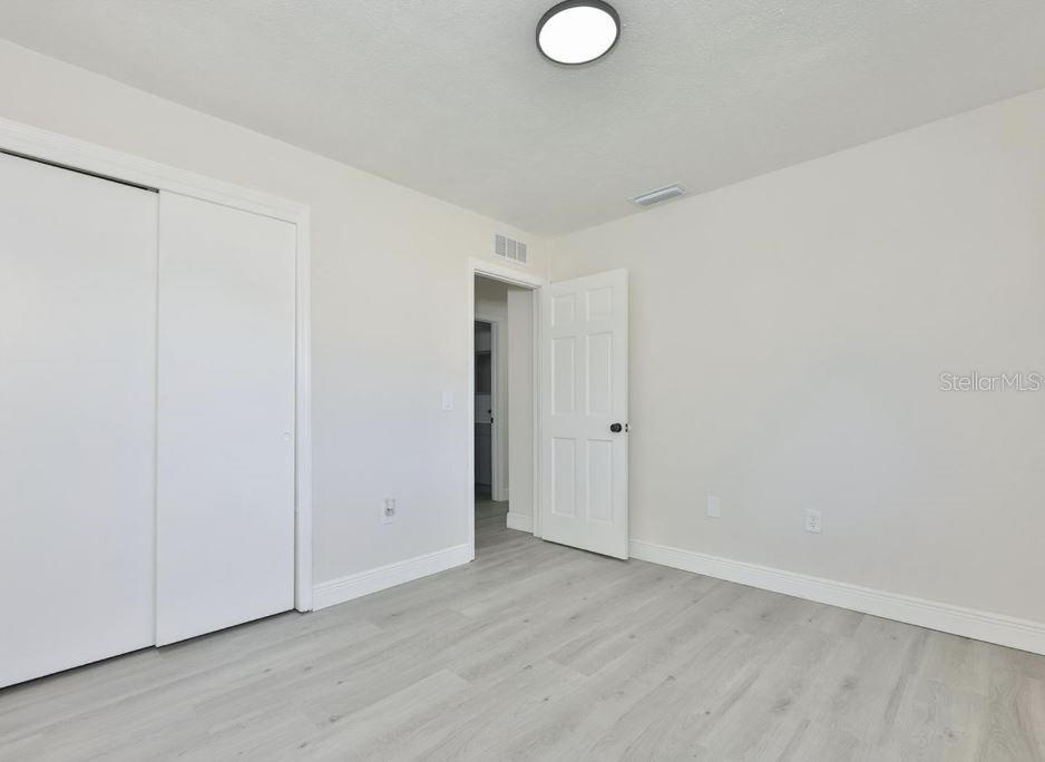 614 HUNTINGTON ST — photo 34