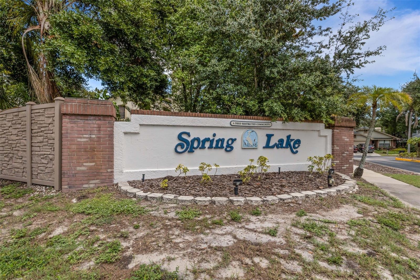 1889 SPRINGWOOD CIR N — photo 51