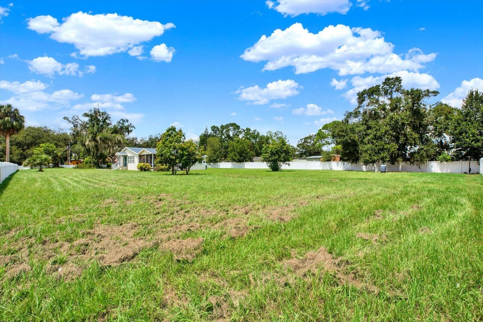 17403 ESTES RD — photo 26