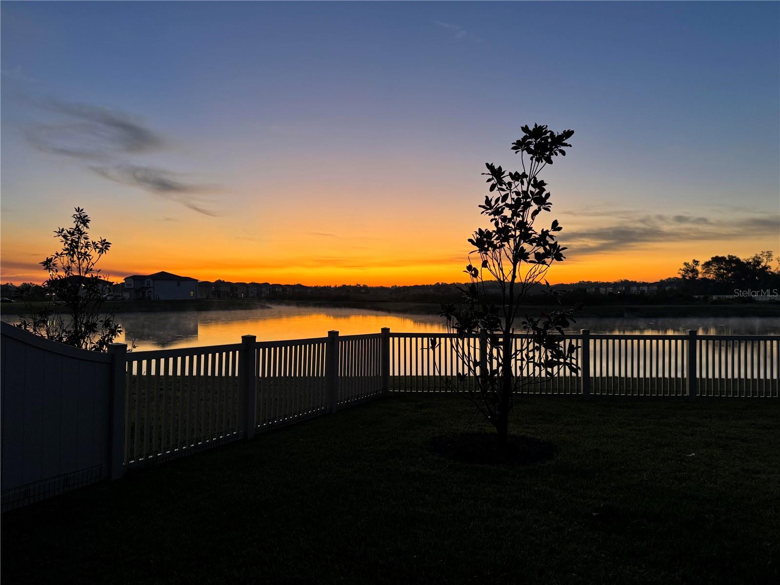 2882 AUTUMN ROCK DR — photo 2
