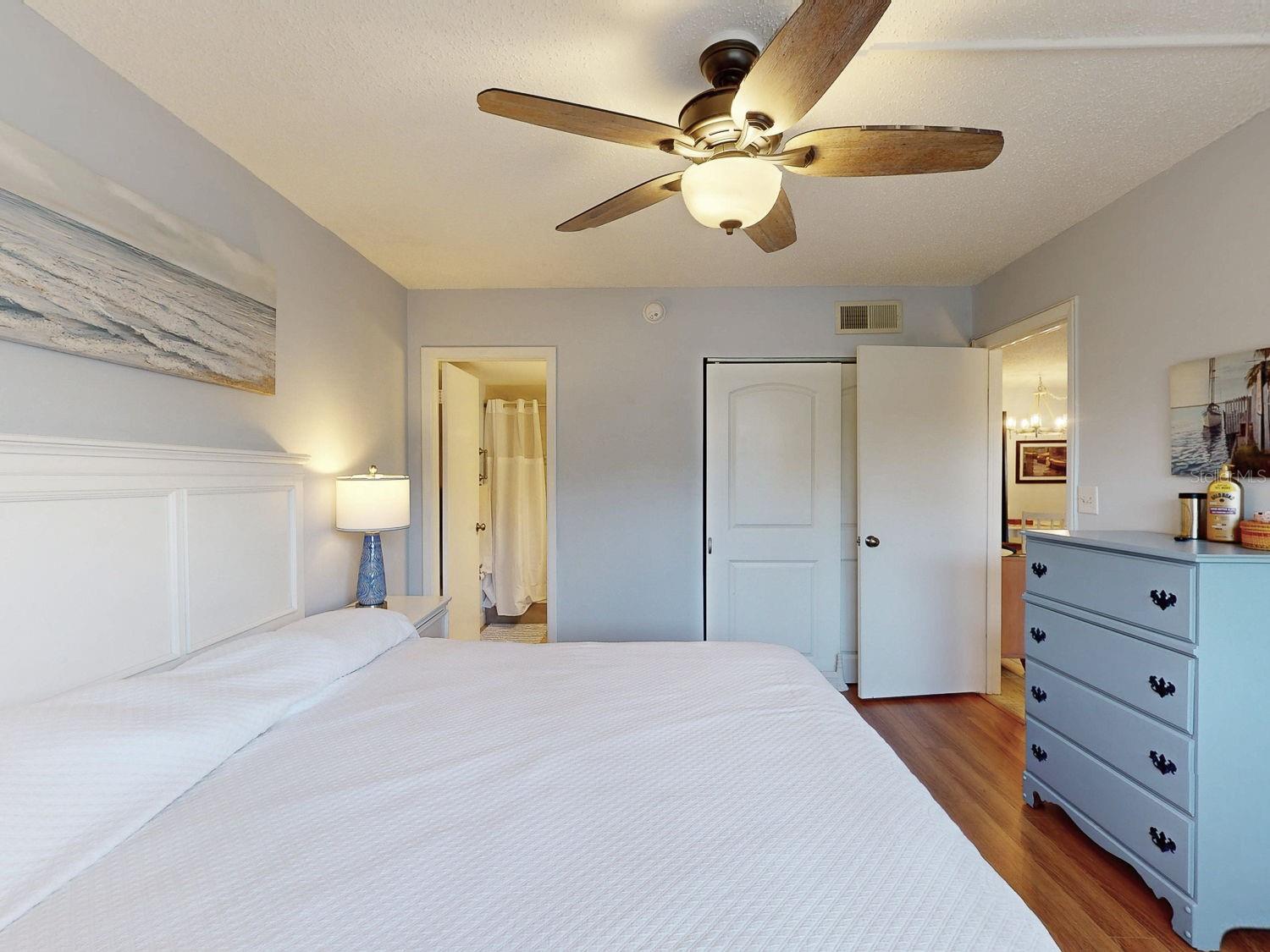 940 VIRGINIA ST #103 — photo 32
