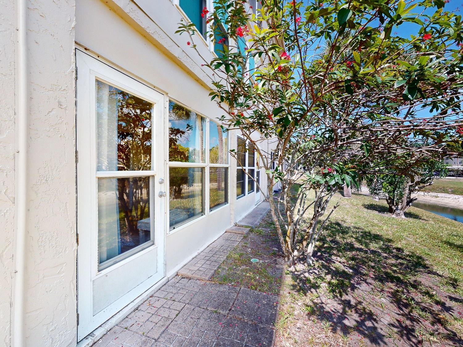 940 VIRGINIA ST #103 — photo 41