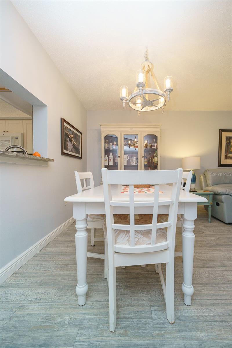 940 VIRGINIA ST #103 — photo 11
