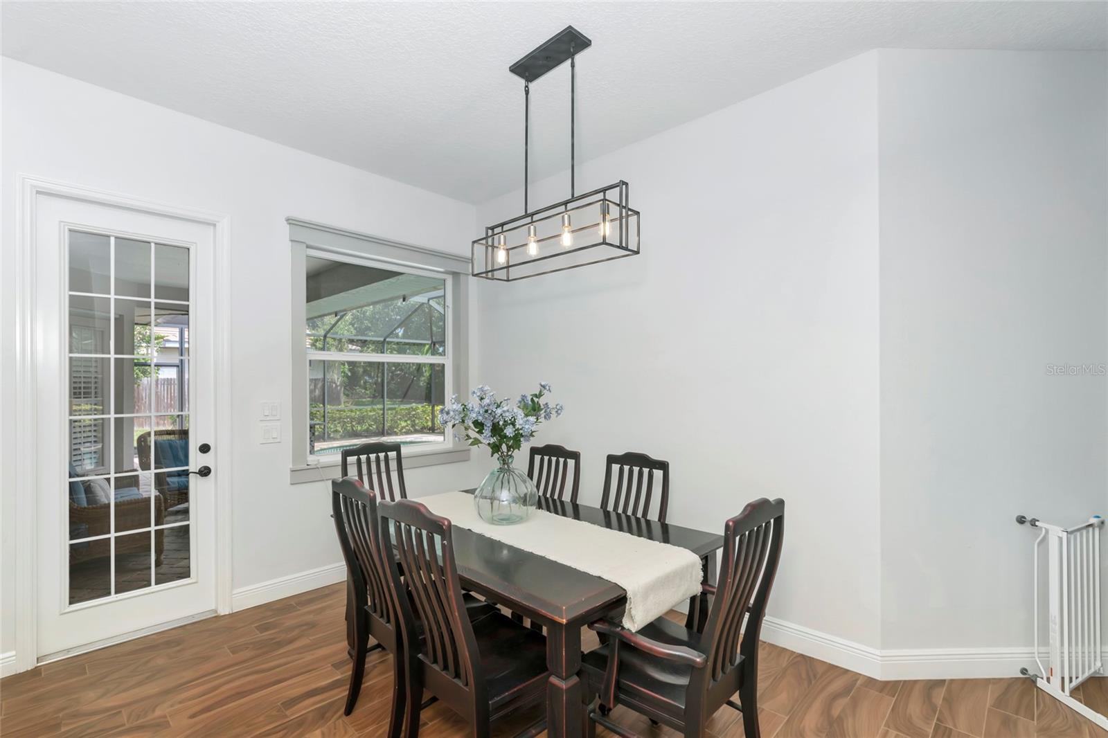 1417 LANDVIEW LN — photo 16
