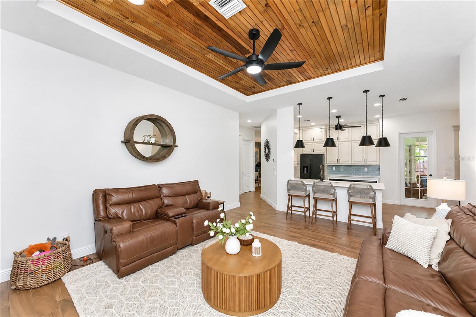 1417 LANDVIEW LN — photo 19