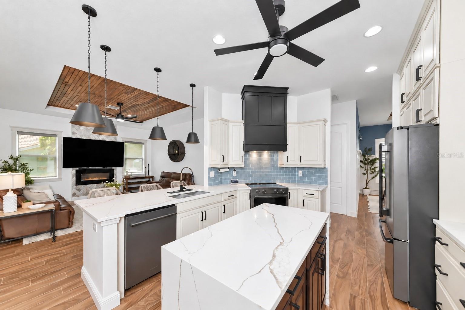 1417 LANDVIEW LN — photo 12