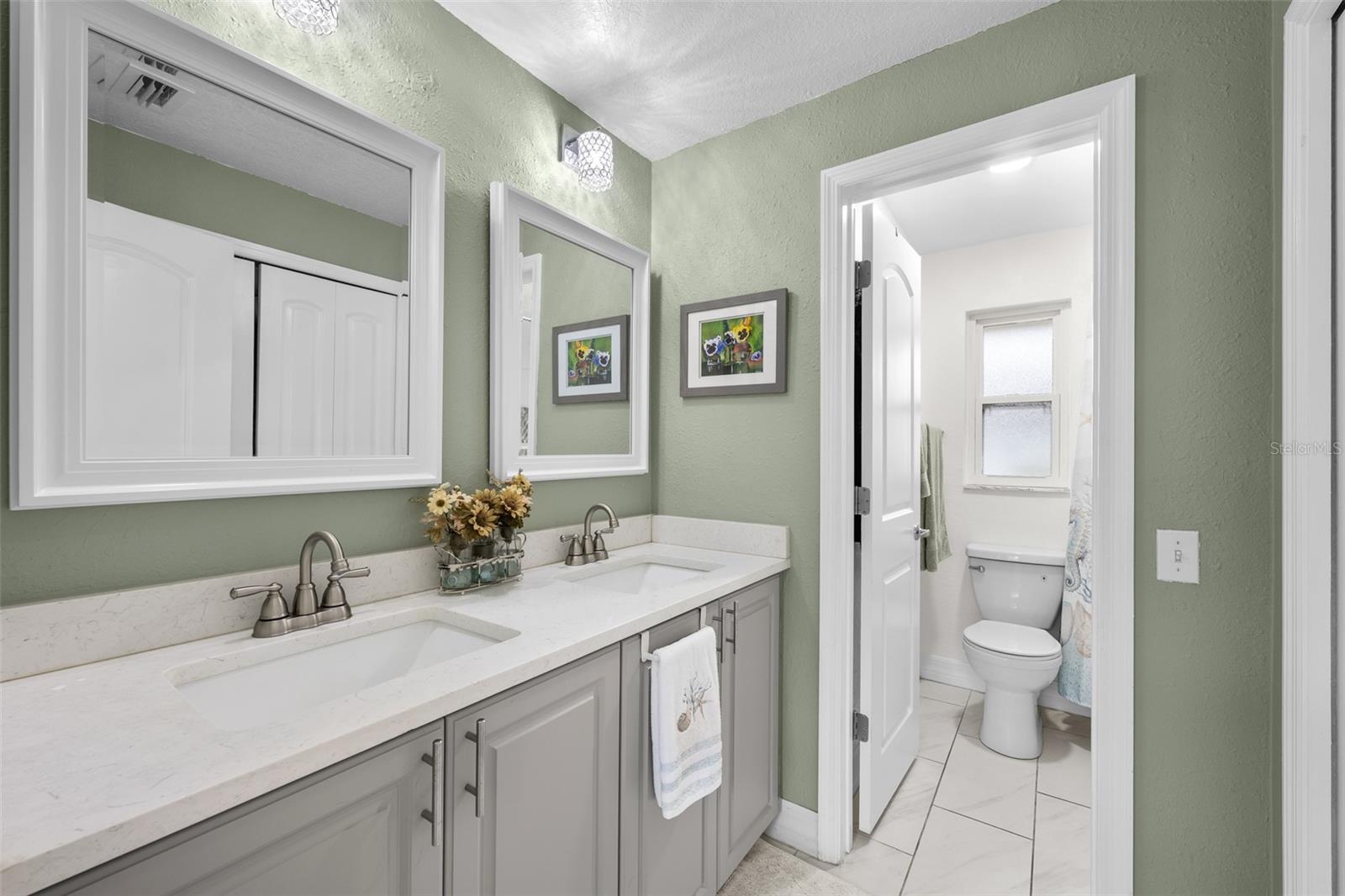 425 WAYFARER CT — photo 25