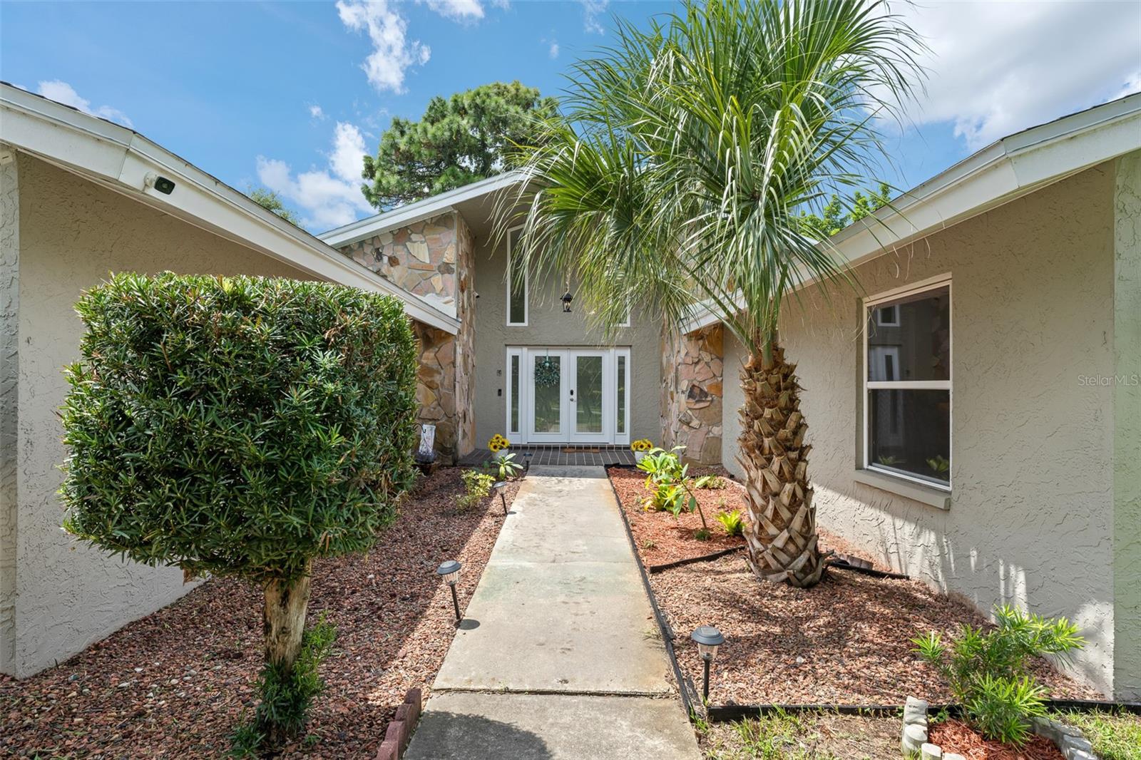 425 WAYFARER CT — photo 3