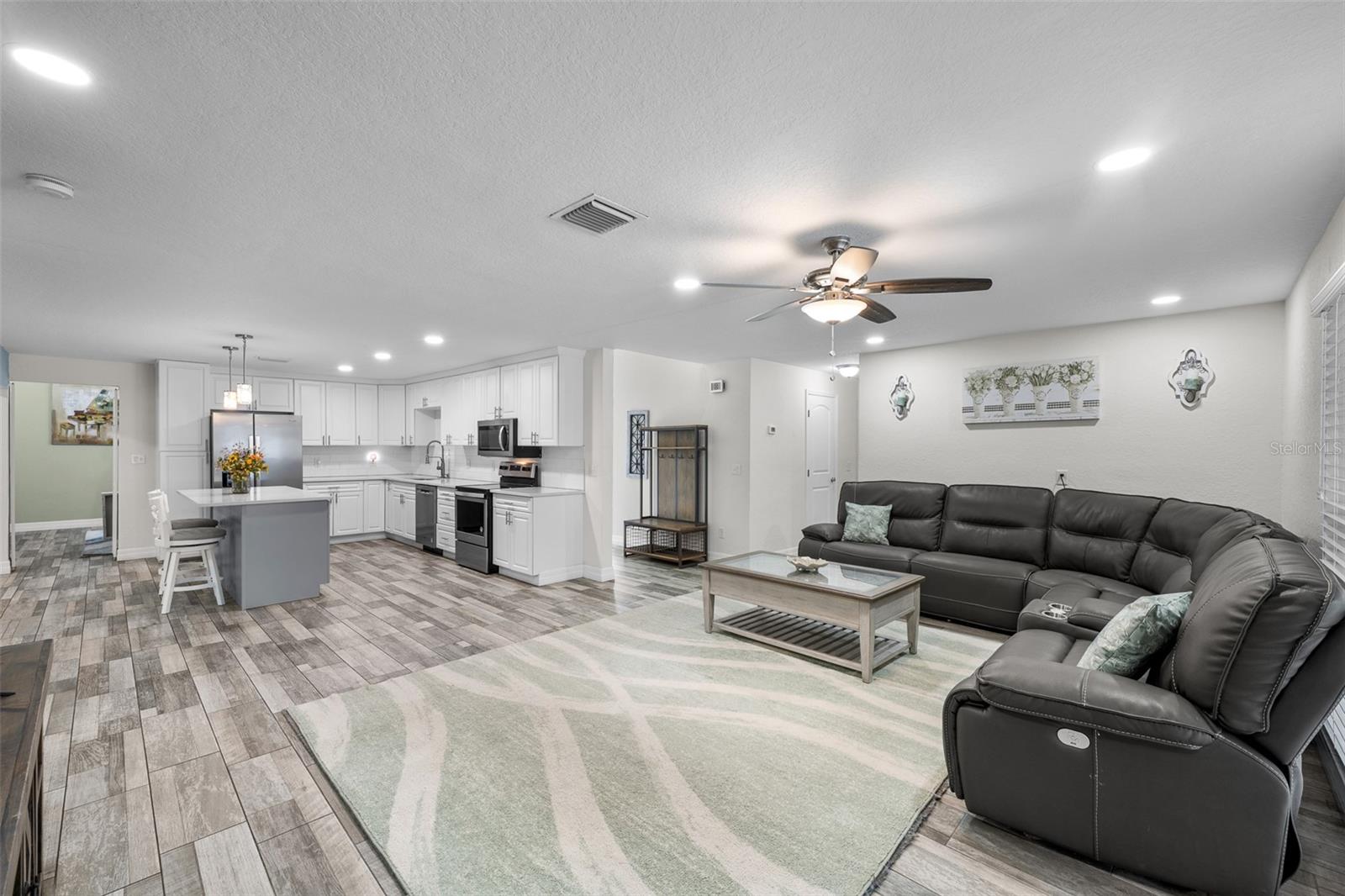 425 WAYFARER CT — photo 5