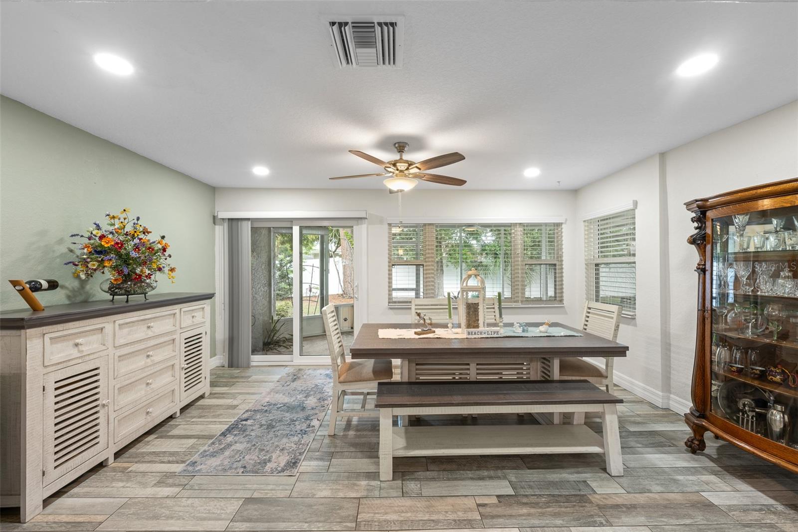 425 WAYFARER CT — photo 13