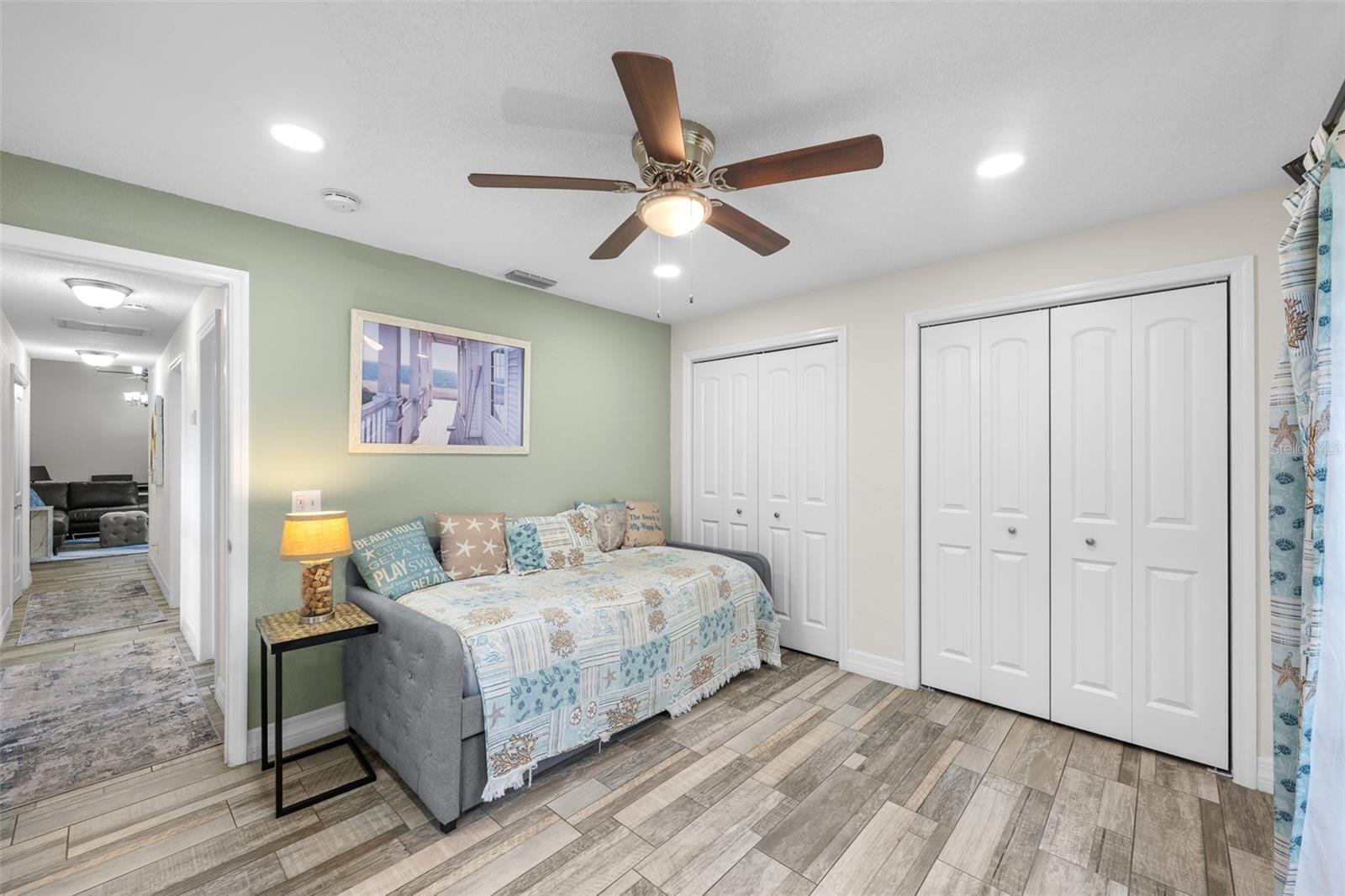 425 WAYFARER CT — photo 23