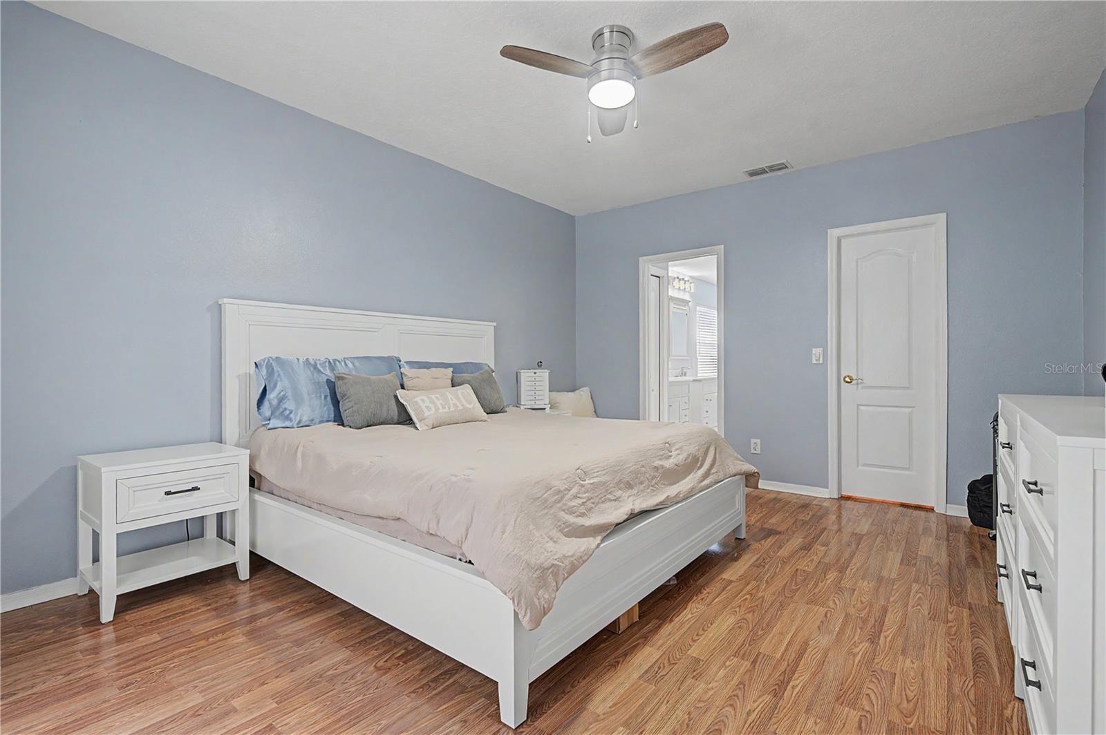 212 ARBOR WOODS CIR — photo 17