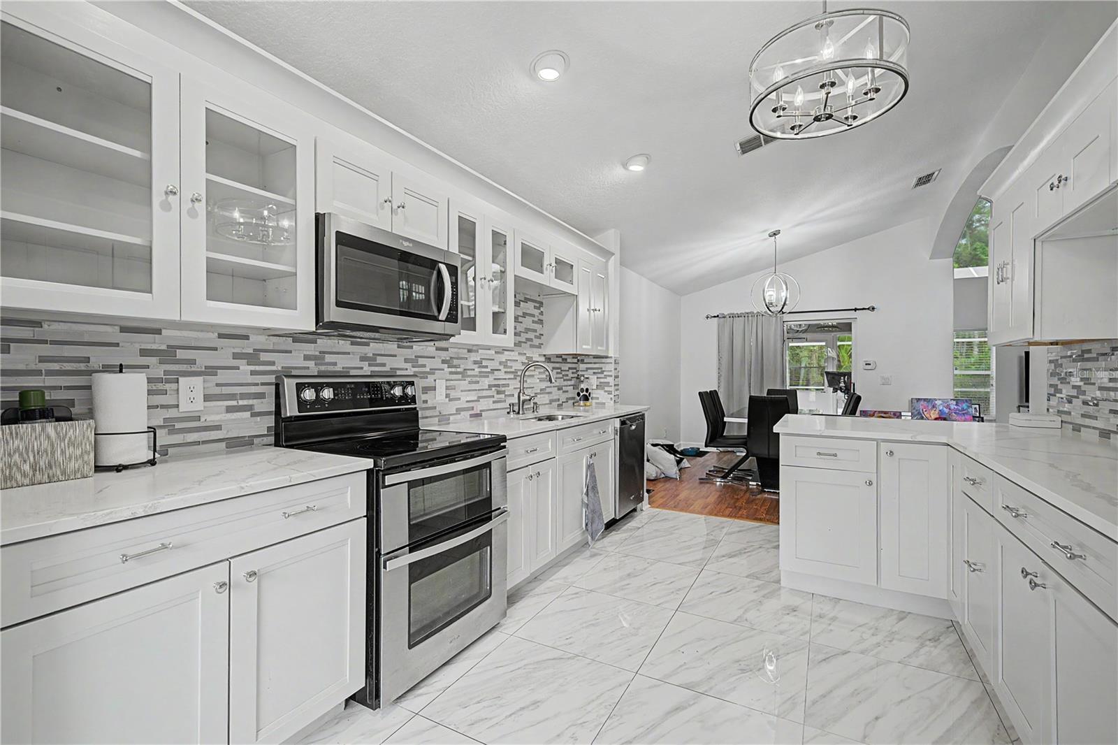 212 ARBOR WOODS CIR — photo 8