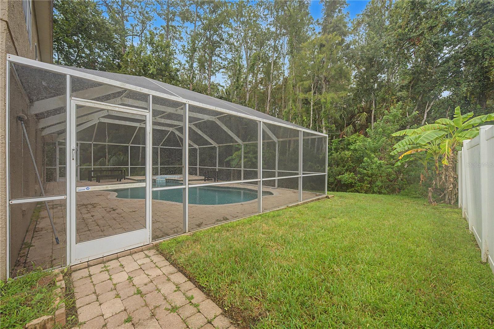 212 ARBOR WOODS CIR — photo 37