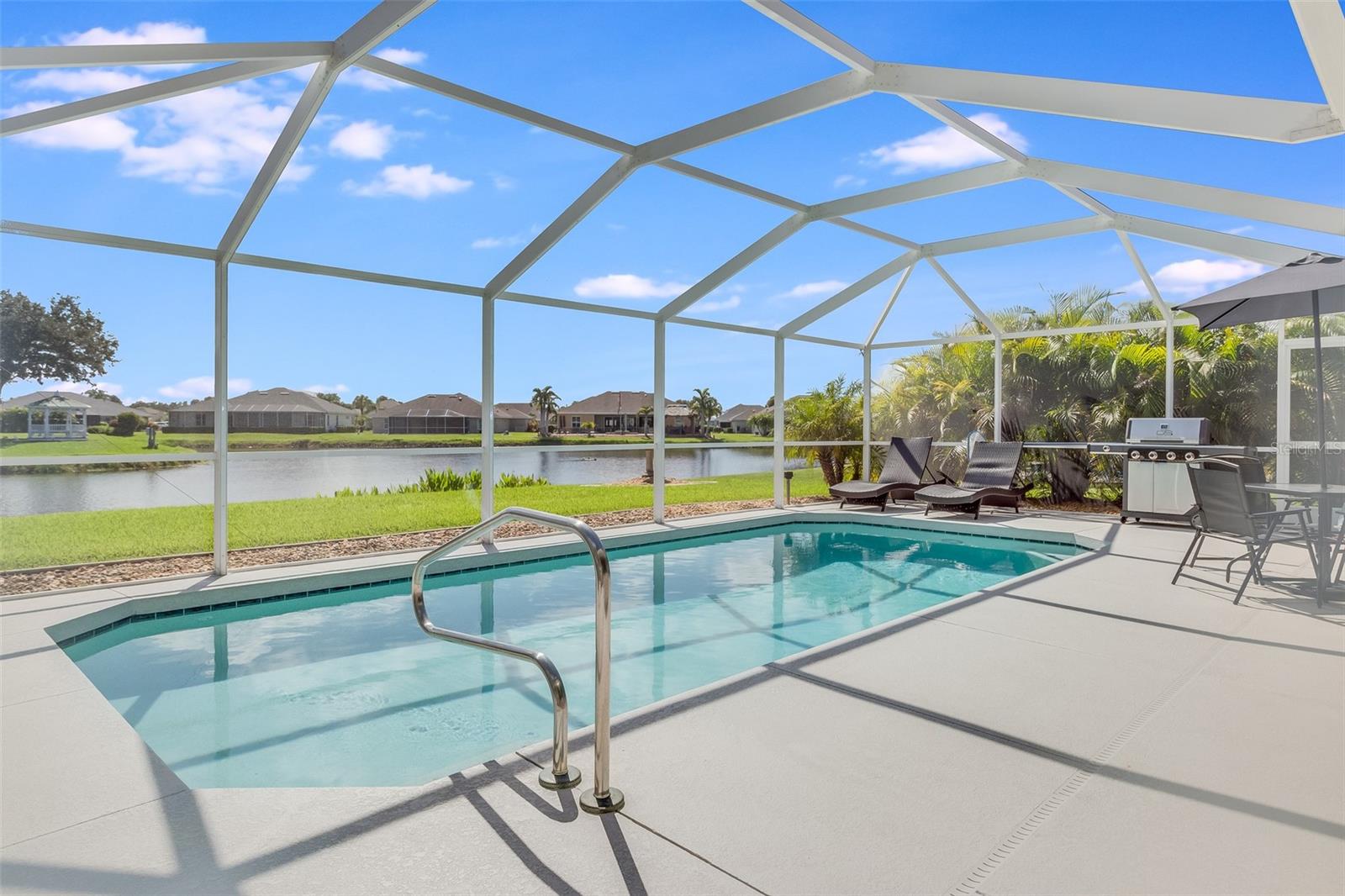 2226 CHARLESTON PARK DR — photo 34