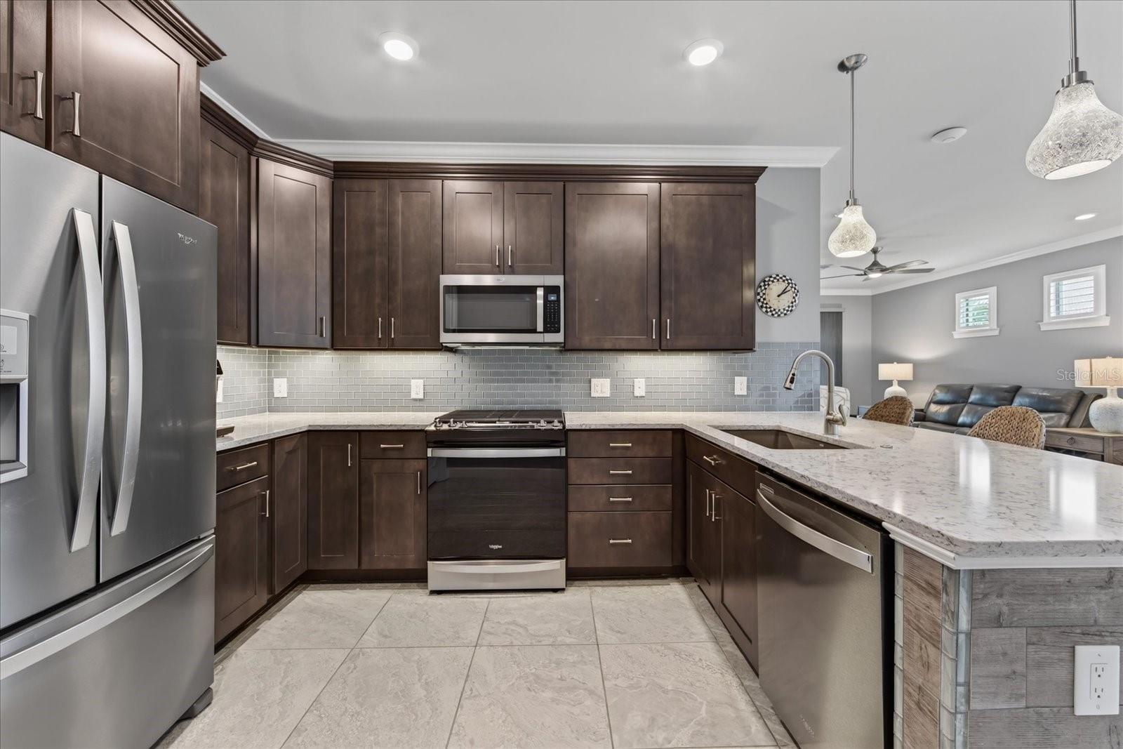 6927 HOLBROOK CV — photo 14