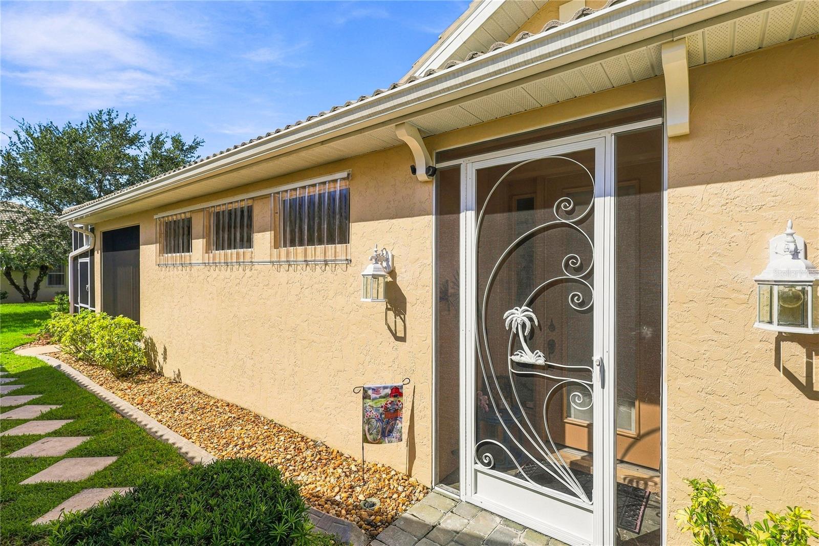 8949 HAWK NEST LN — photo 25