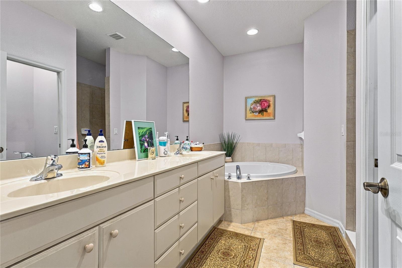 8949 HAWK NEST LN — photo 13
