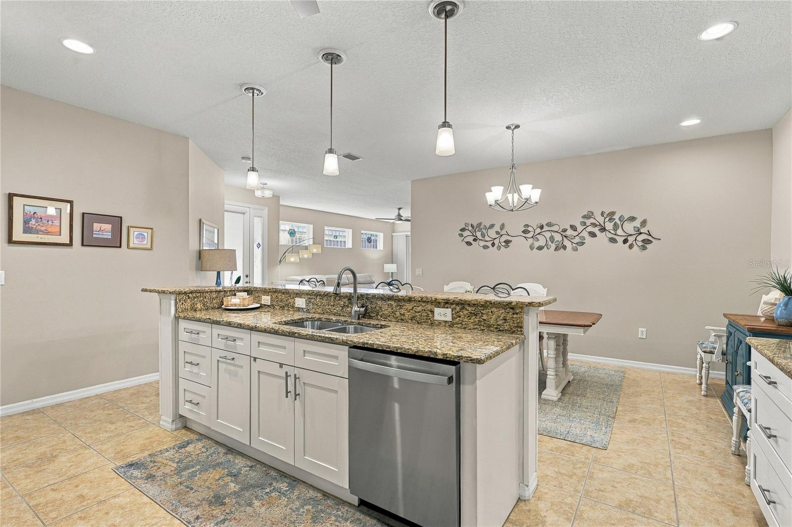 8949 HAWK NEST LN — photo 7