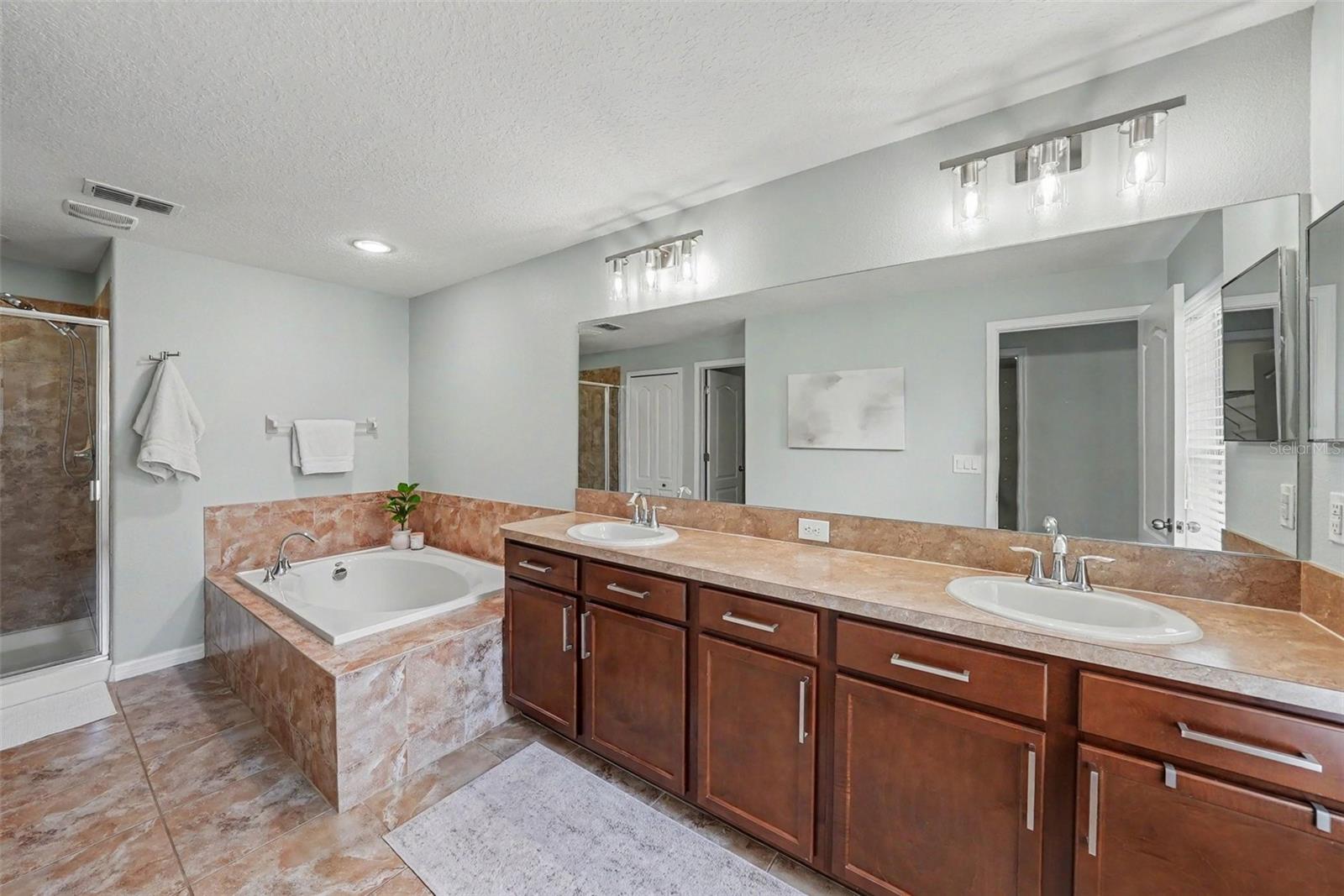 8604 FIDDLELEAF COURT — photo 18