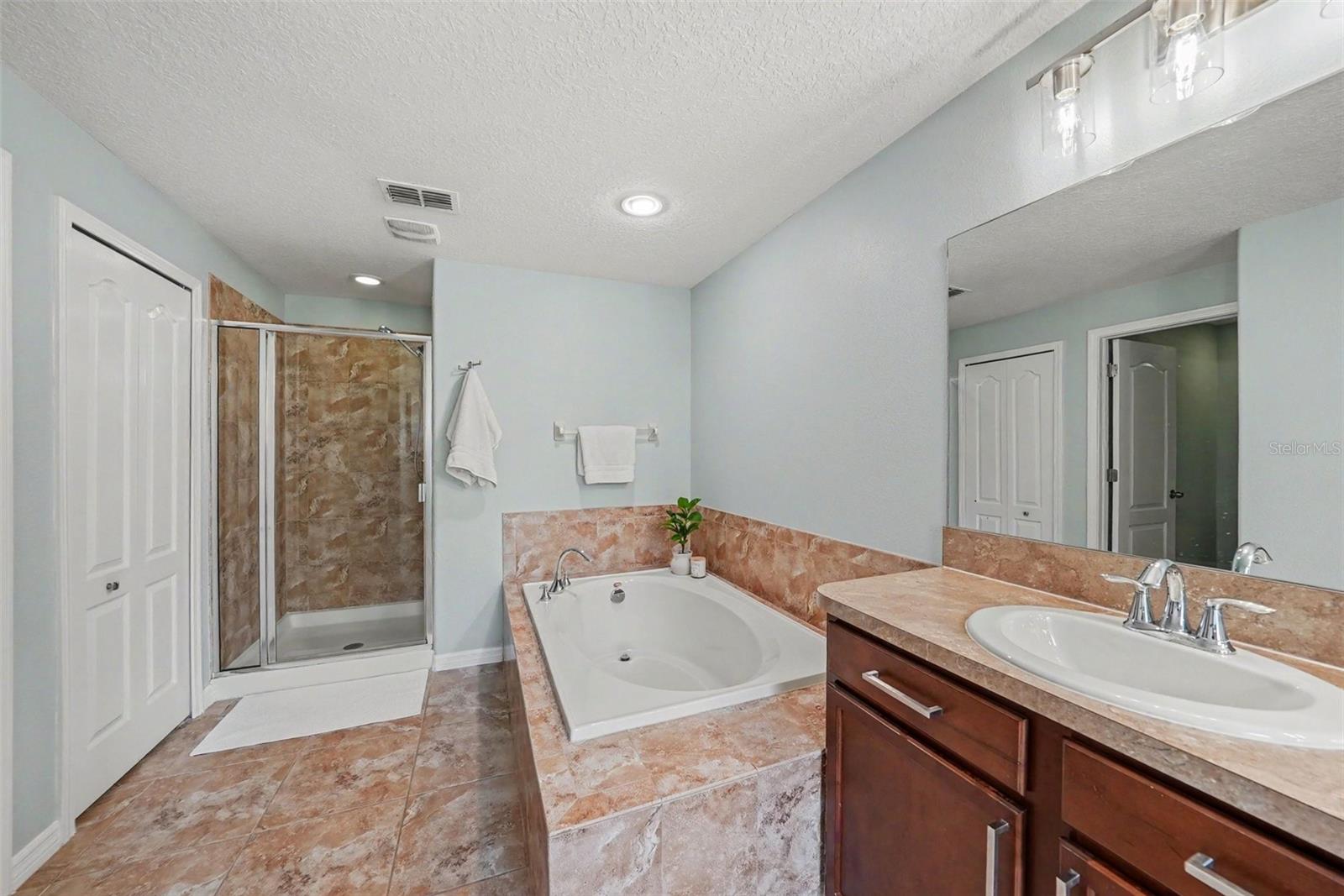 8604 FIDDLELEAF COURT — photo 19