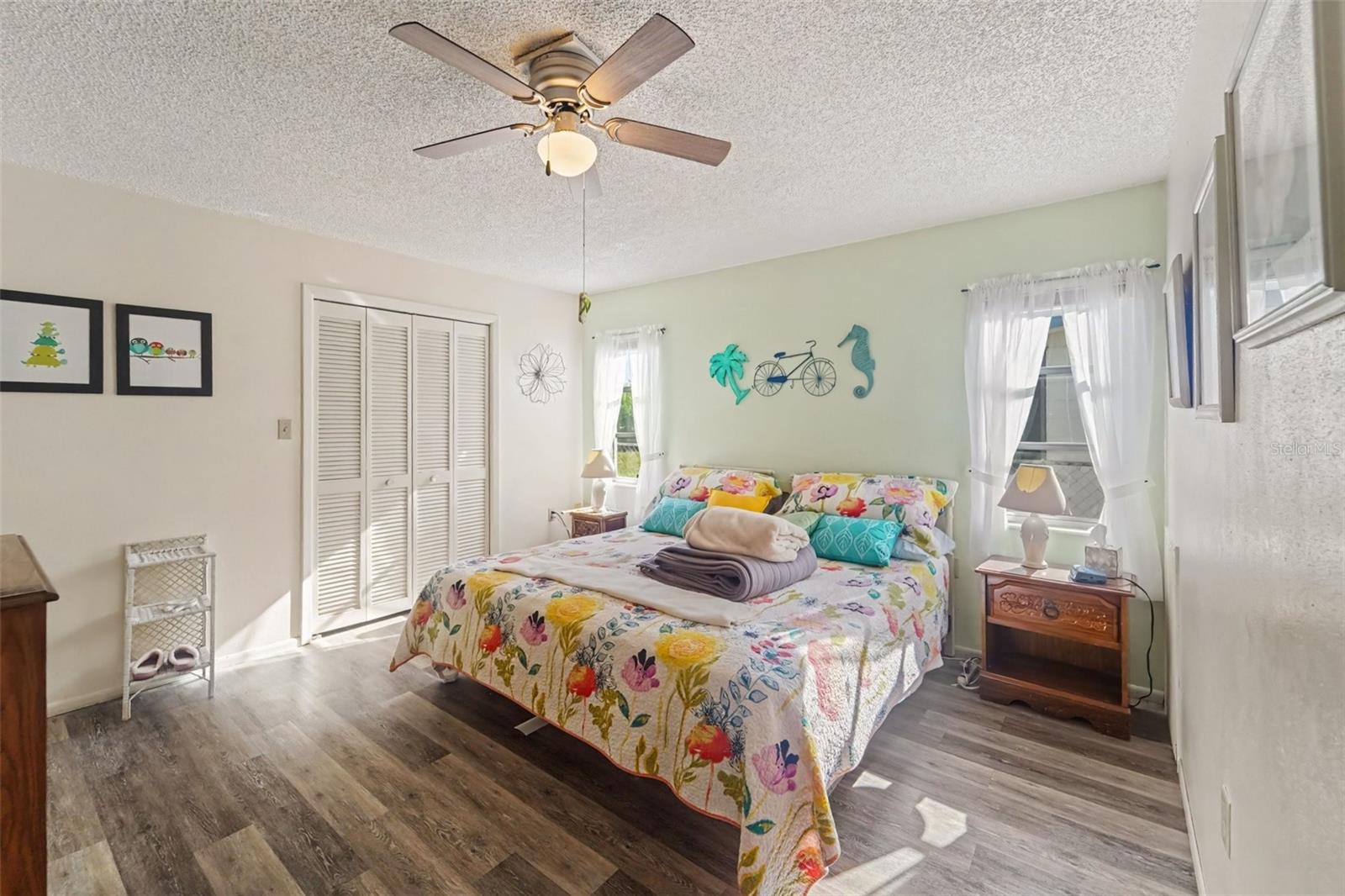 8351 FOX HOLLOW DR — photo 10