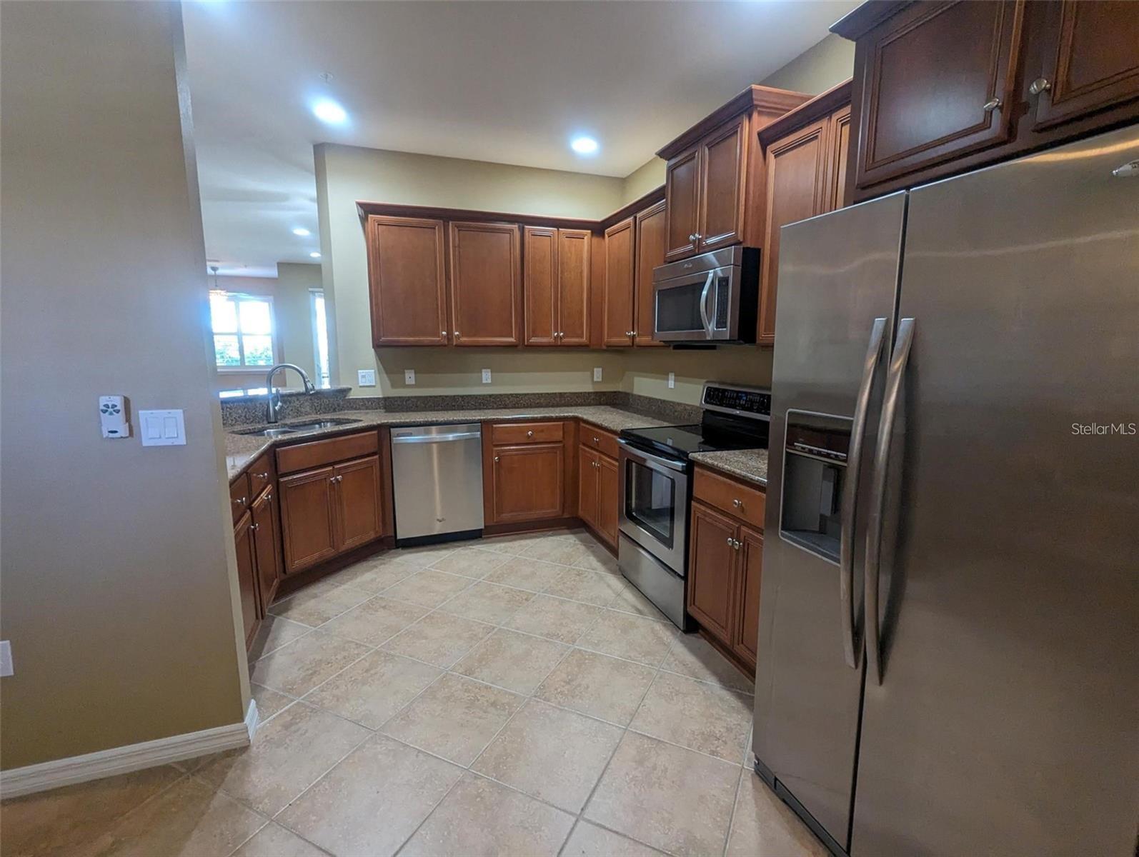 7810 MOONSTONE DR #6-103 — photo 2