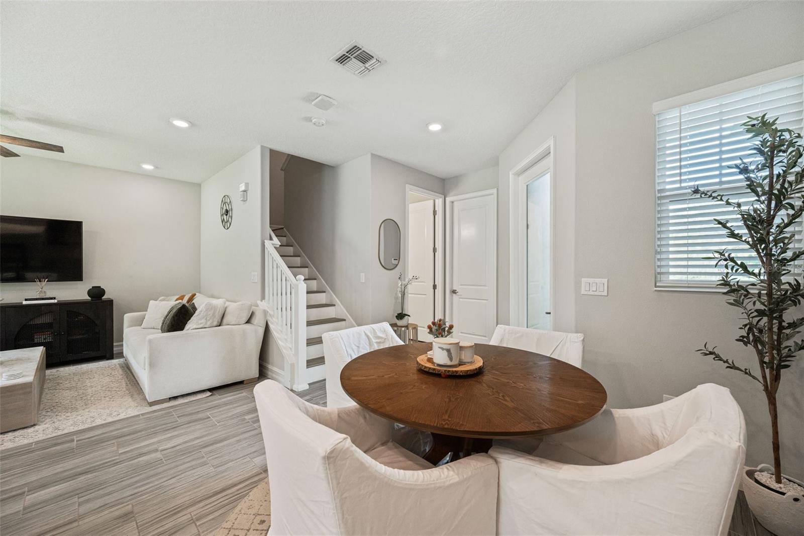 4962 SAN MARTINO DR — photo 16