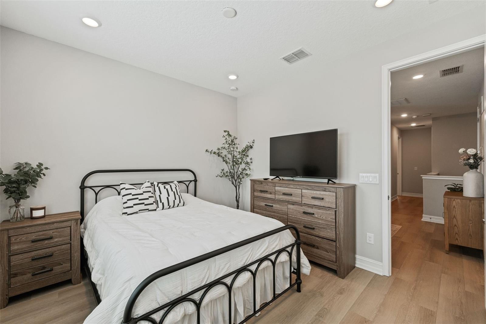 4962 SAN MARTINO DR — photo 55