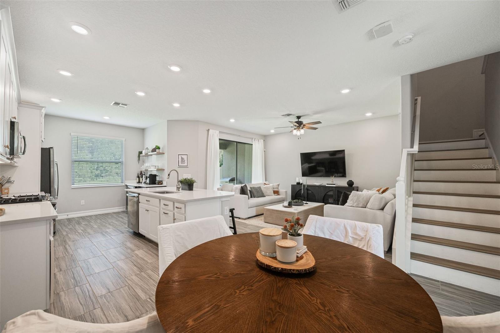 4962 SAN MARTINO DR — photo 17