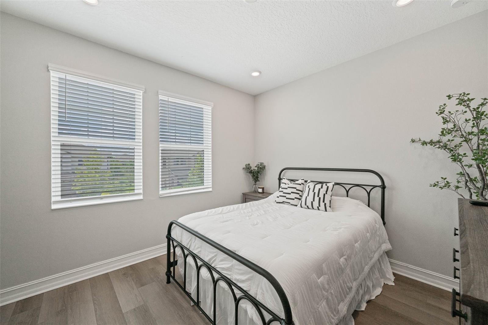 4962 SAN MARTINO DR — photo 53