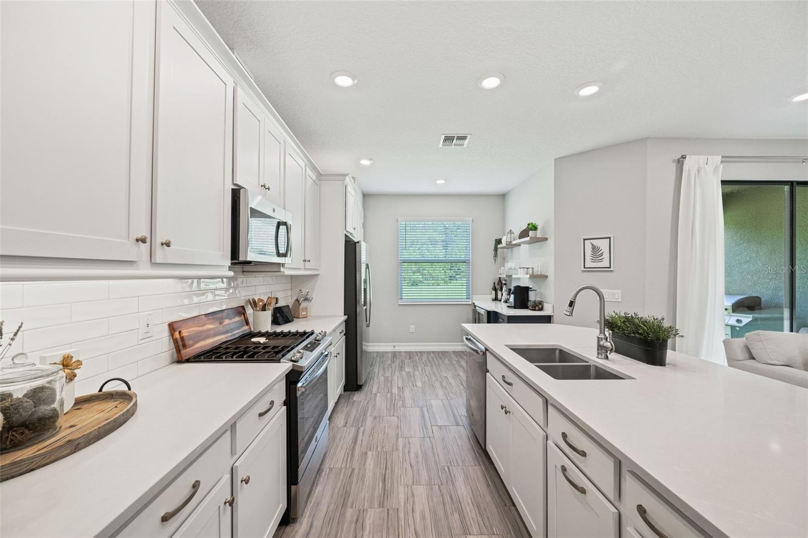 4962 SAN MARTINO DR — photo 19