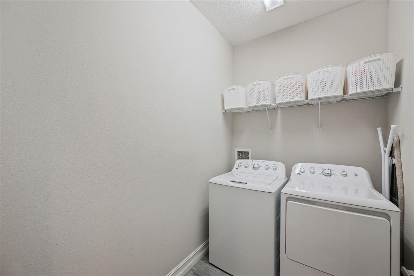 4962 SAN MARTINO DR — photo 42