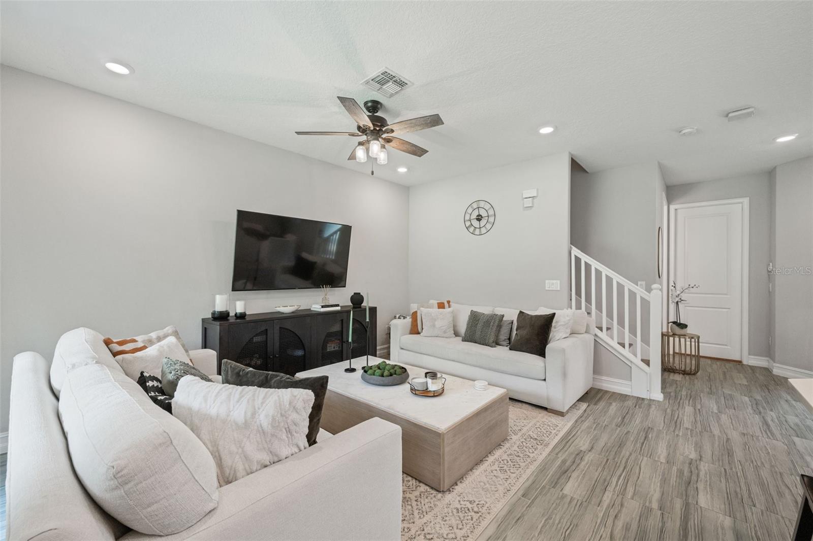 4962 SAN MARTINO DR — photo 28