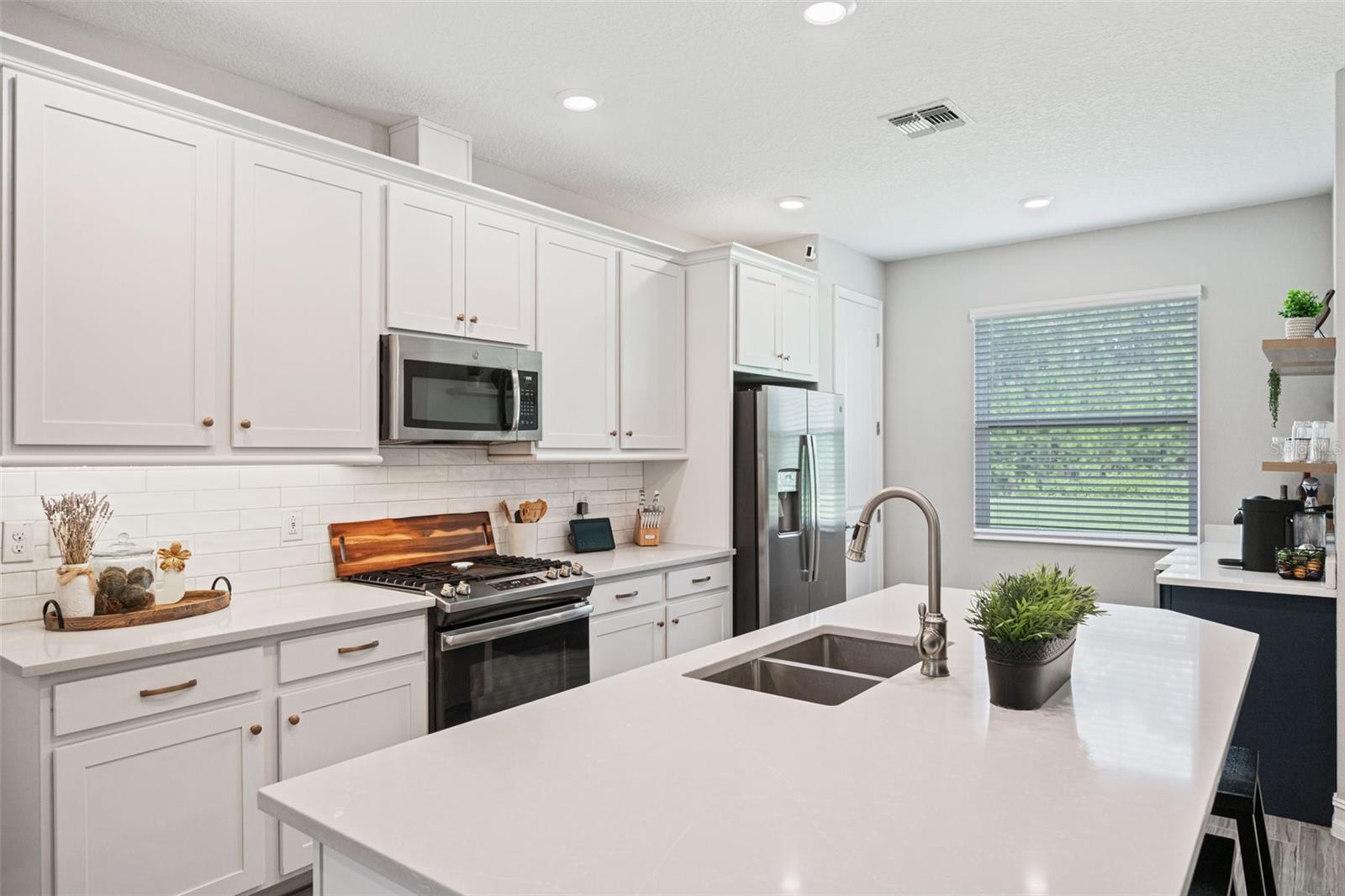 4962 SAN MARTINO DR — photo 20