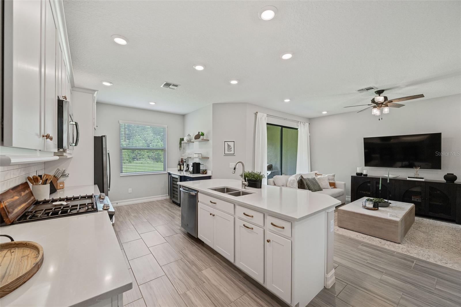 4962 SAN MARTINO DR — photo 18