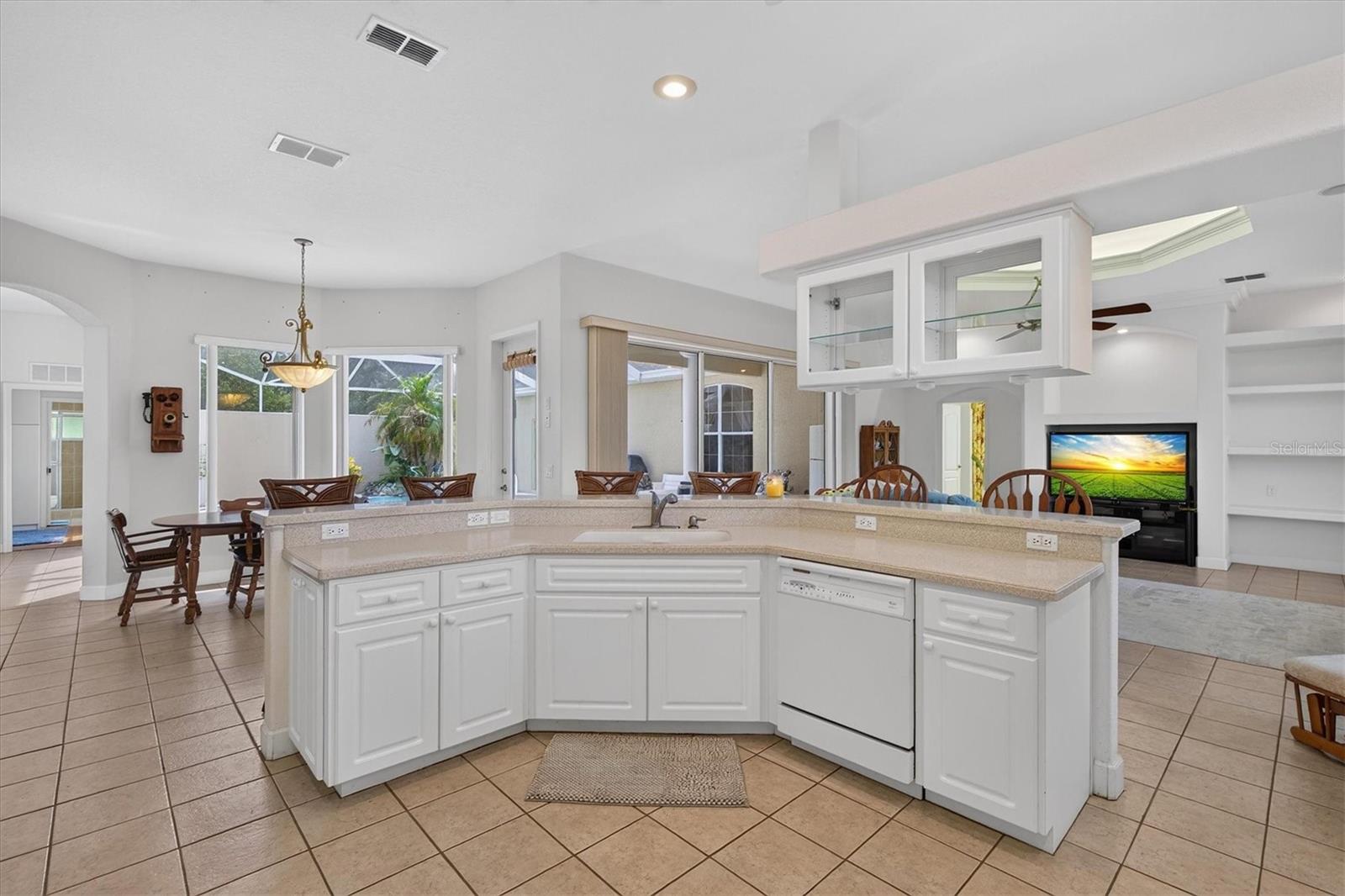 9412 GROUSE WAY — photo 13