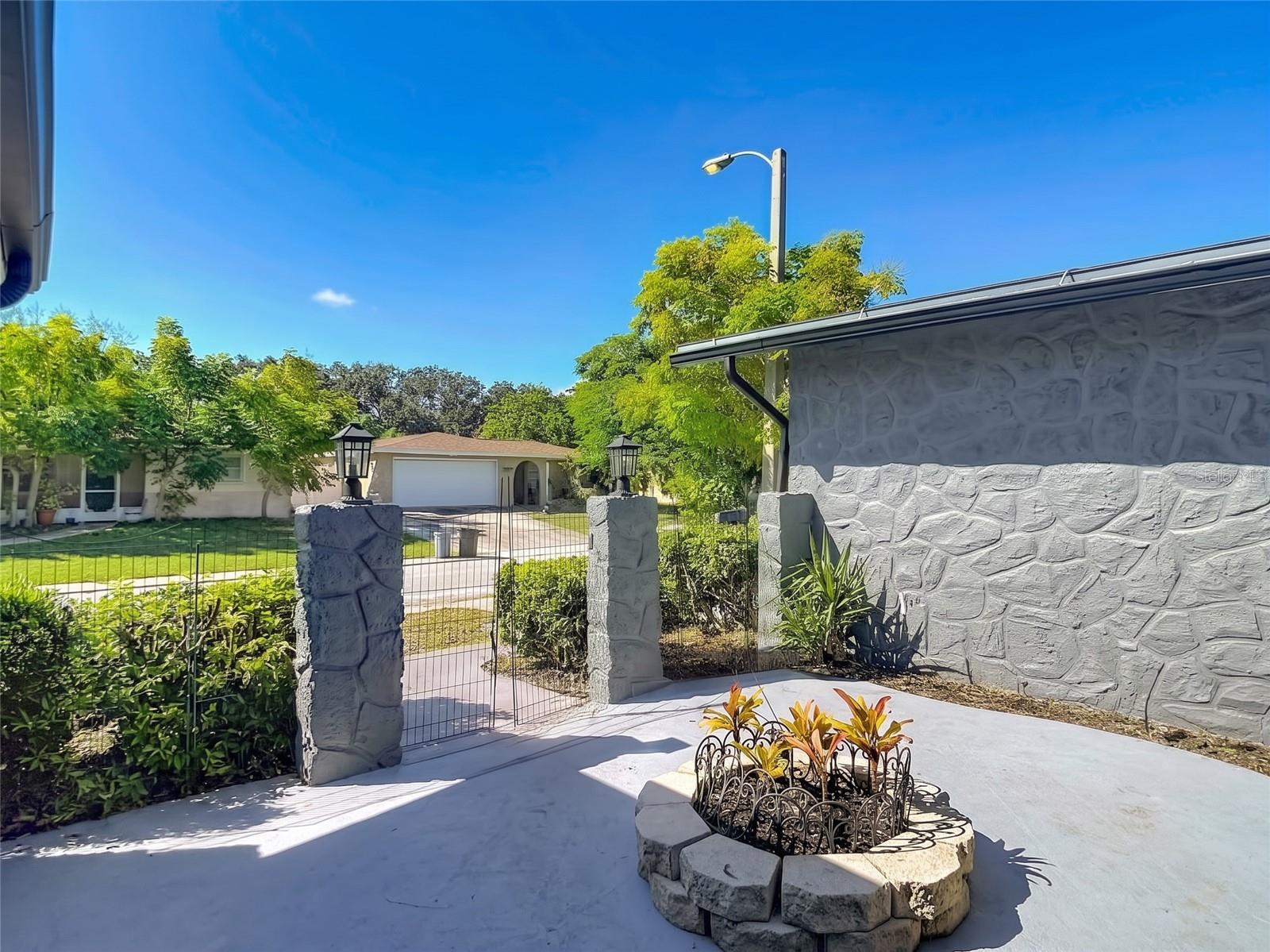 7305 SAN CARLOS DR — photo 2
