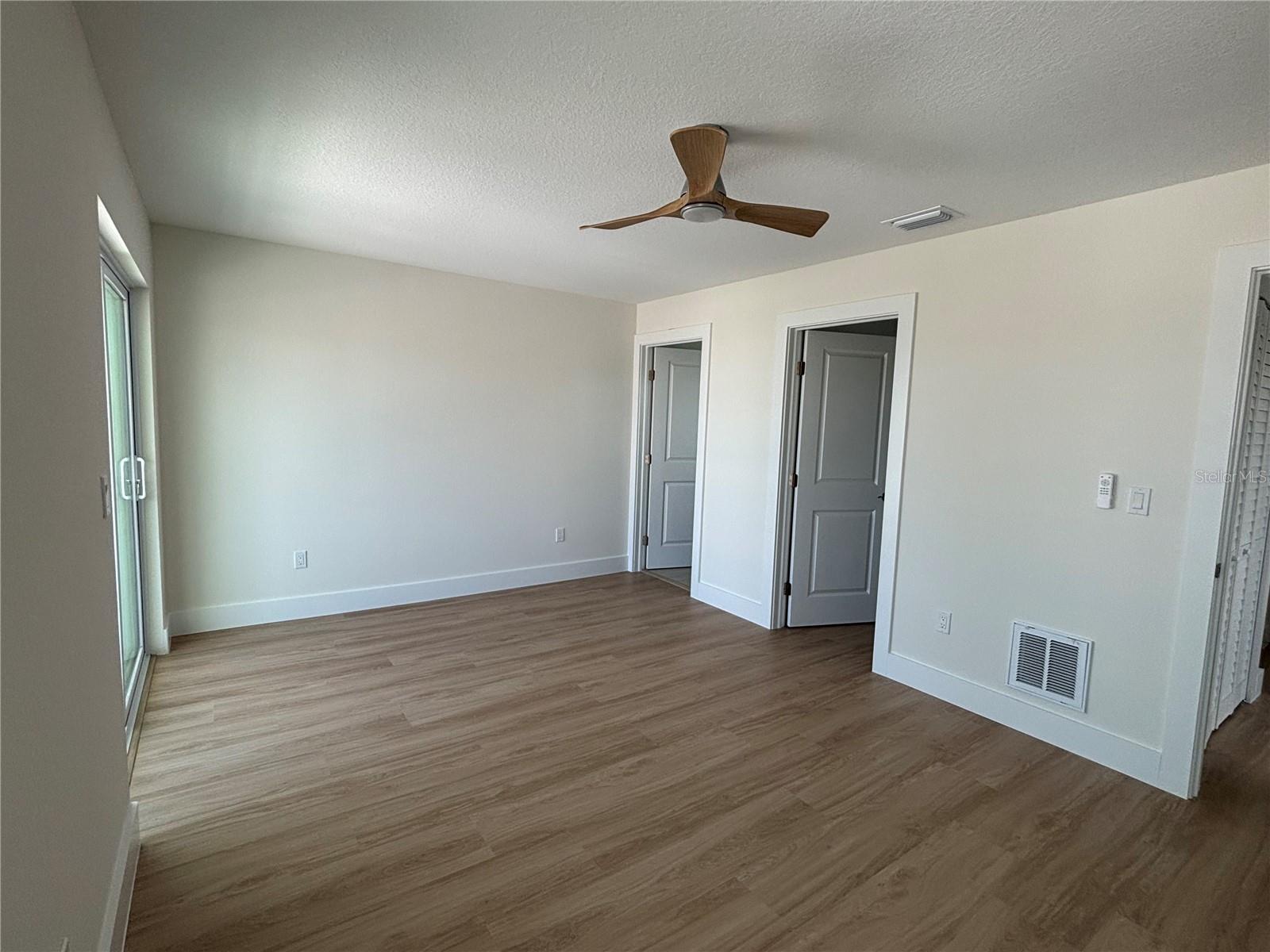 709 GULF BLVD — photo 9