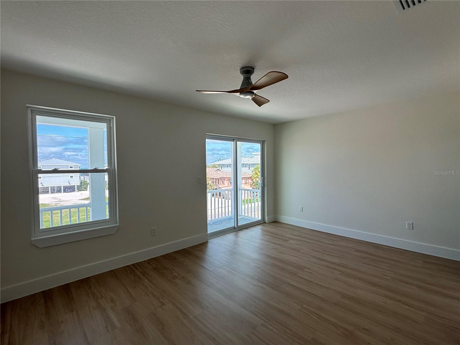 709 GULF BLVD — photo 8