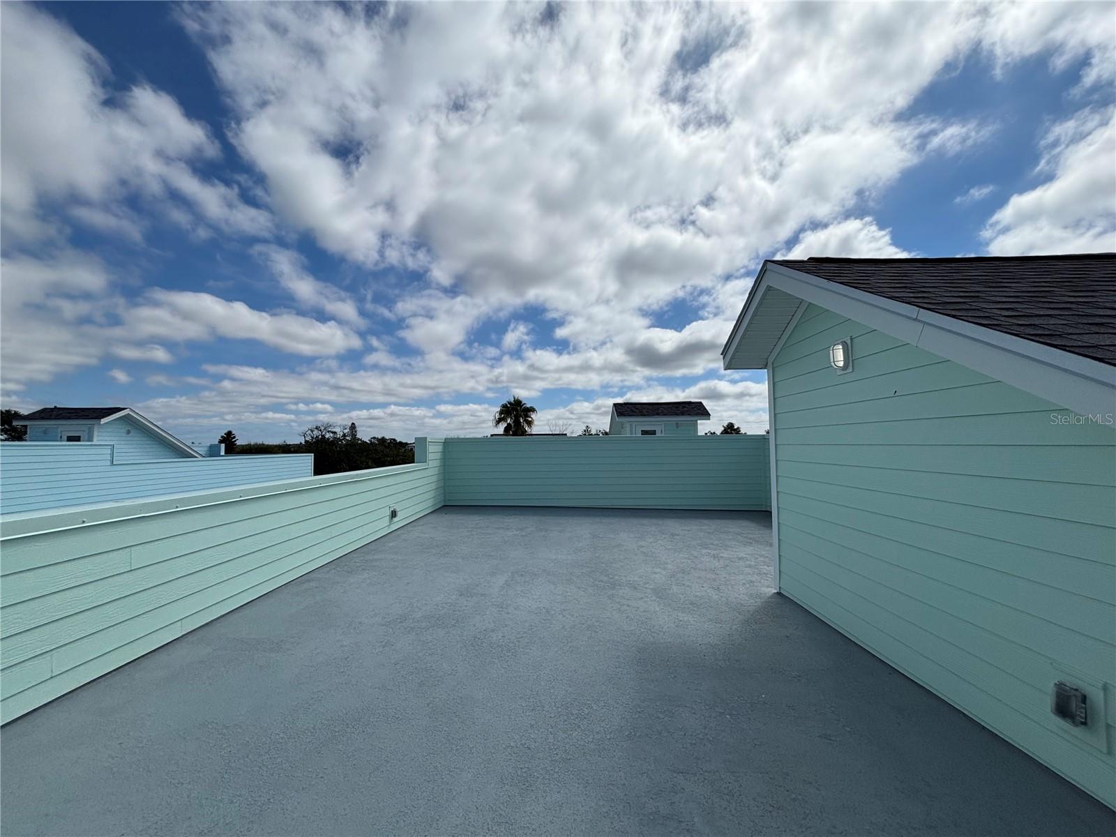 709 GULF BLVD — photo 26